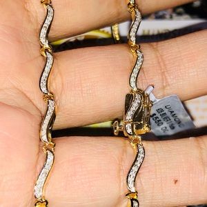 Real Diamond women beautiful gift bracelet NOT CZ NOT FAKE 10k vermeil Christmas